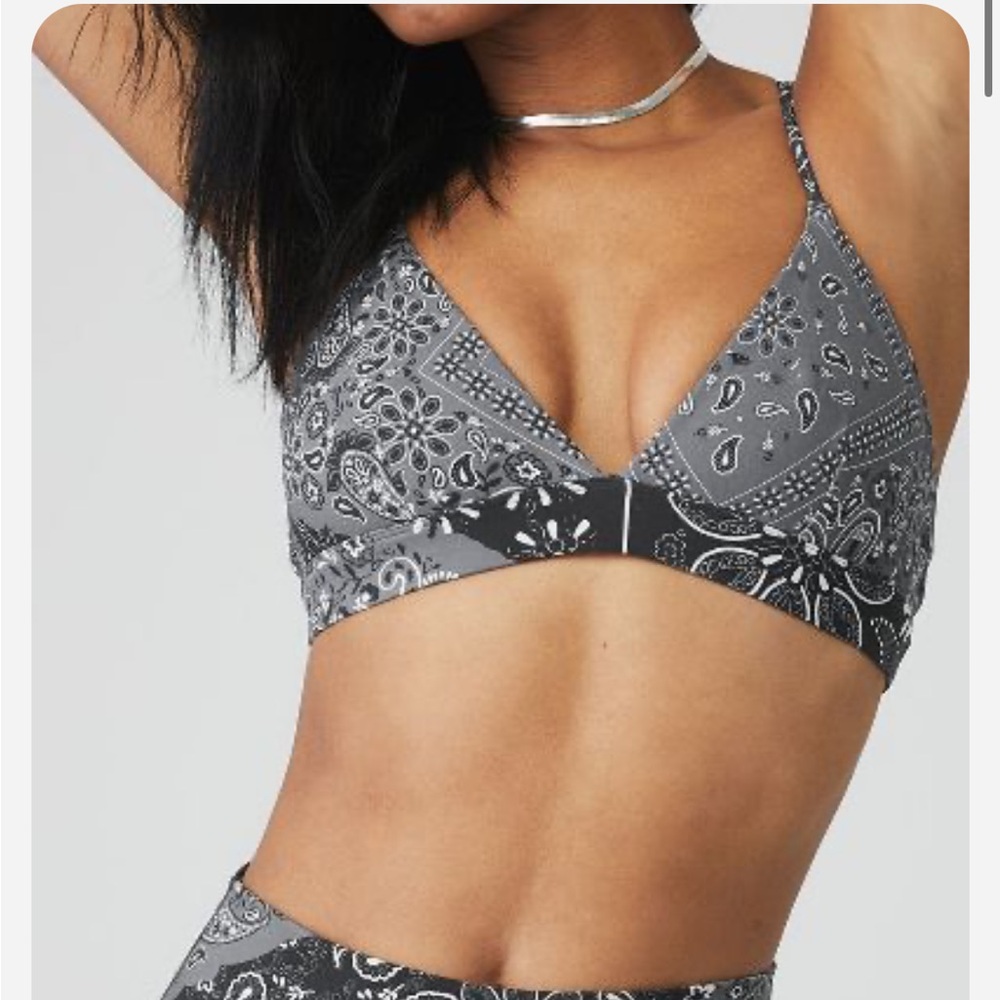 Alo Yoga Triangle Bra Top